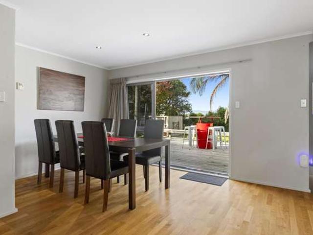 House for sale in Waiuku