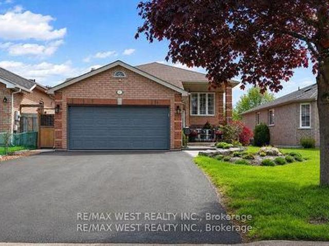 House for sale in Barrie, Ontario