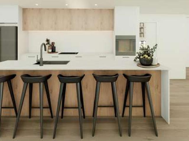 House for sale in Chaslands, Canterbury
