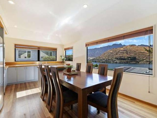 House for rent in Otakou