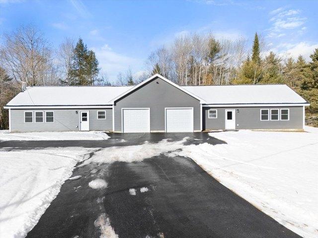 House for sale in Holden, Maine