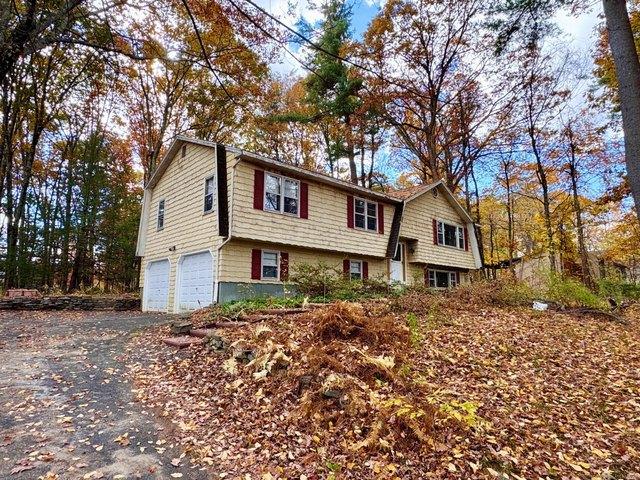House for sale in New Hartford, Connecticut