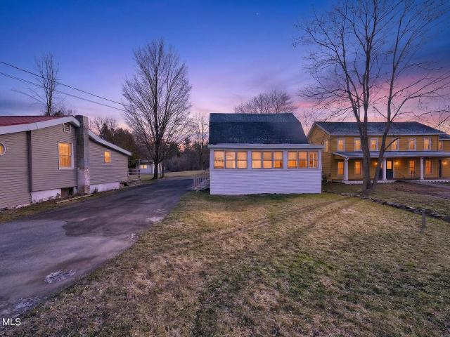 House for sale in Saratoga, New York