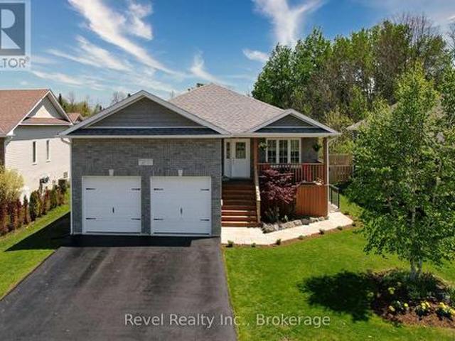 House for sale in Wasaga Beach, Ontario