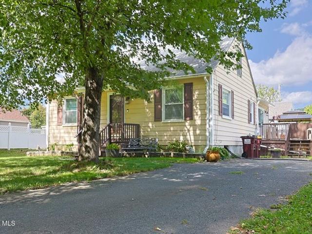 House for sale in Wynantskill, New York