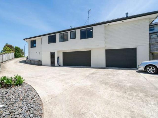 House for sale in Omokoroa, Bay Of Plenty
