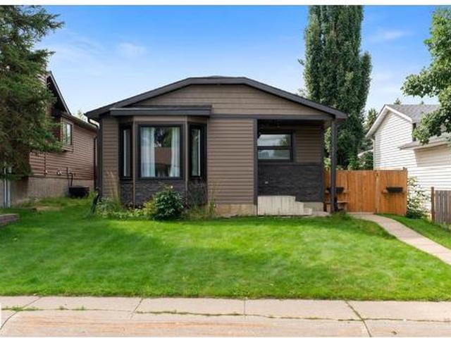 House for sale in Spruce Grove, Alberta