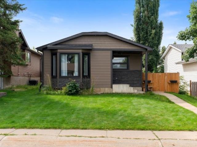 House for sale in Spruce Grove, Alberta