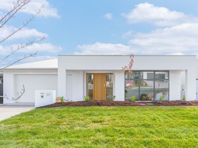 House for rent in Googong, New South Wales