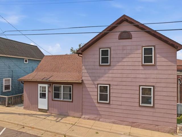 House for sale in Fountain City, Wisconsin