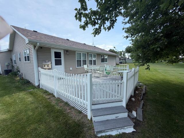 House for sale in Douglas, Illinois