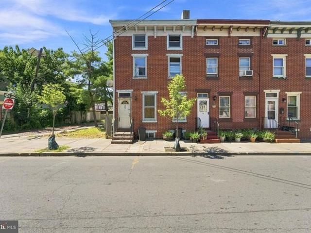 House for sale in Trenton, New Jersey