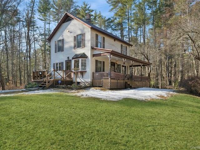 House for sale in Barryville, New York