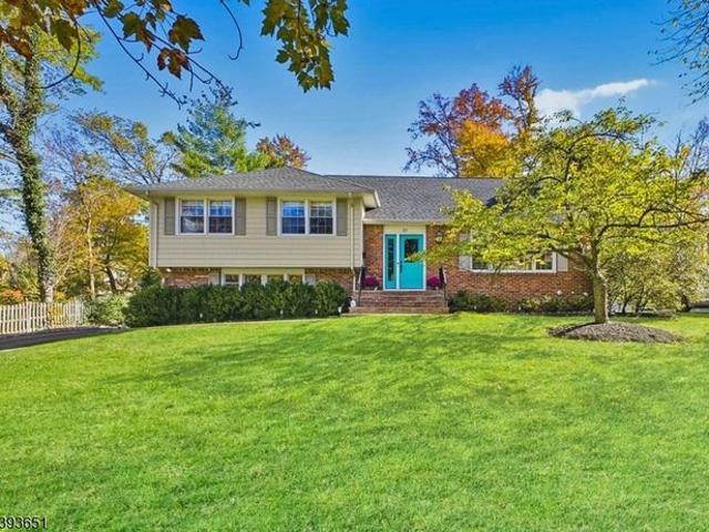 House for sale in Berkeley Heights, New Jersey