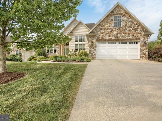 House for sale in Cumberland, Pennsylvania