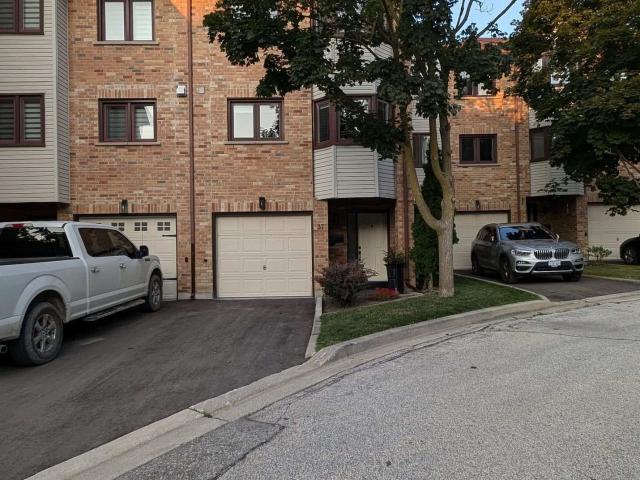 Townhouse for sale in Woburn, Ontario