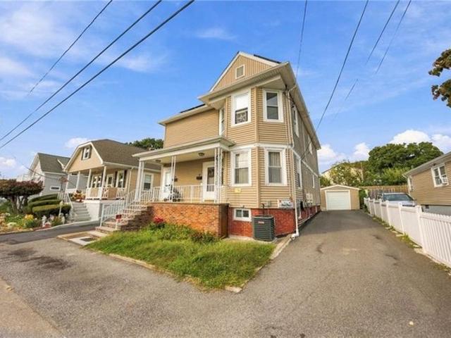 House for sale in Cranston, Providence County