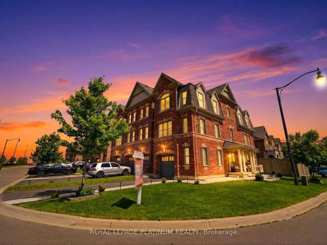 Townhouse for sale in Woburn, Ontario