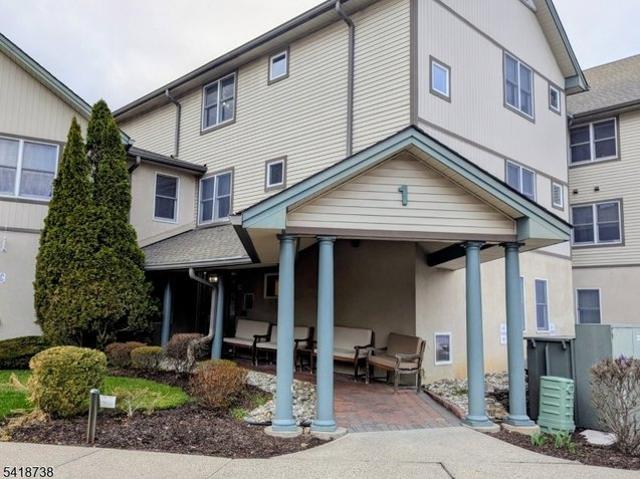 Condo for sale in Berkeley Heights, New Jersey