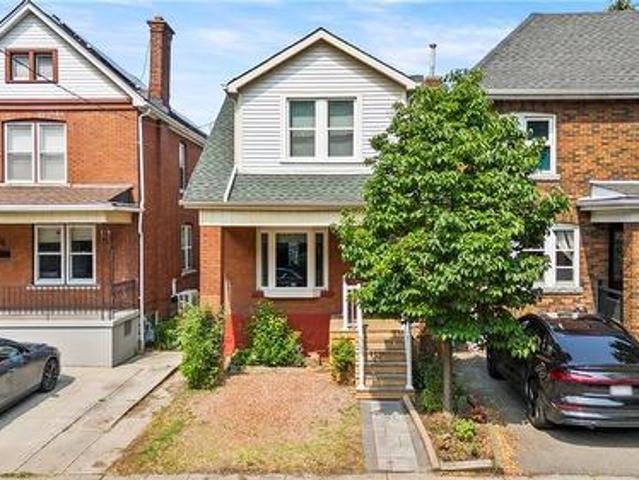 House for sale in Ancaster, Ontario