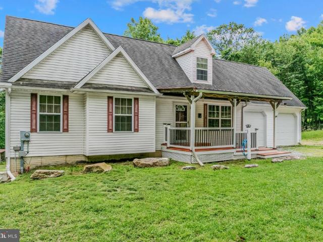 House for sale in Berkeley Springs, West Virginia