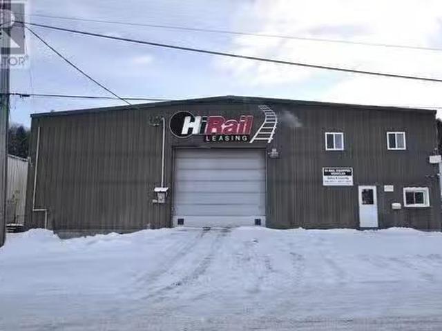 House for sale in Elliot Lake, Ontario