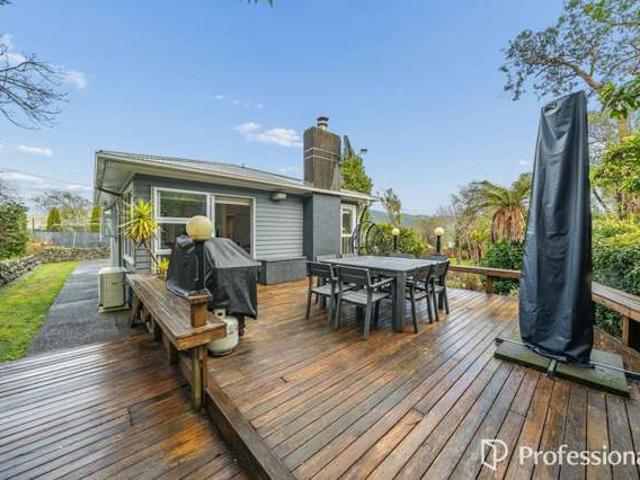 House for sale in Days Bay, Wellington