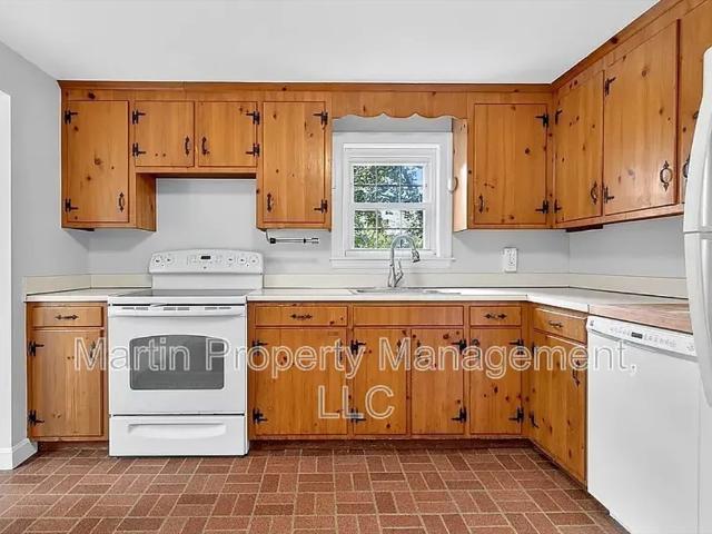 Property for rent in Bedford, Massachusetts