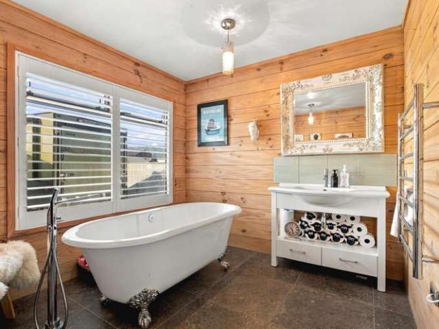 House for sale in Kinloch, Taupō District