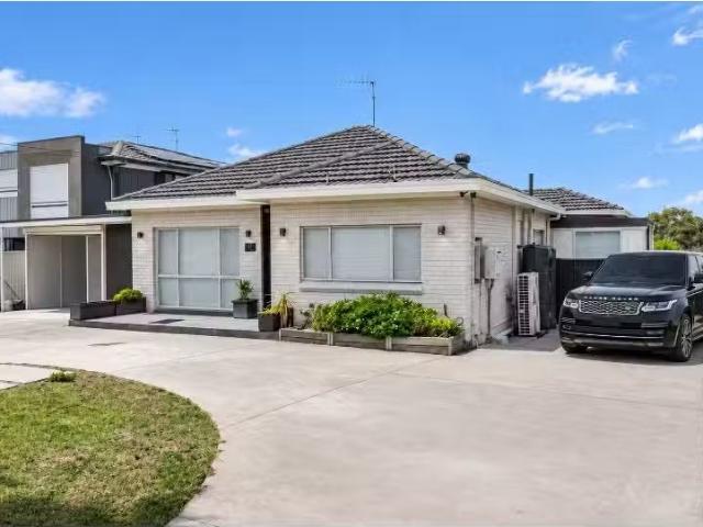 House for rent in Condell Park, Sydney