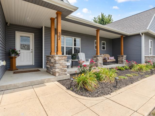 House for sale in Downs, McLean County
