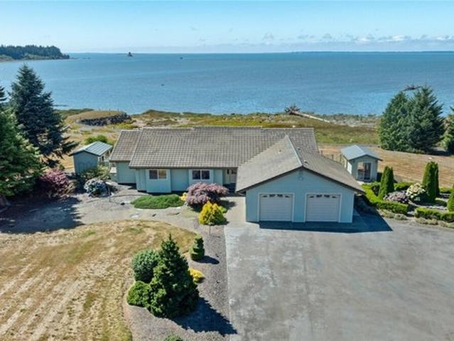 House for sale in Hoquiam, Washington