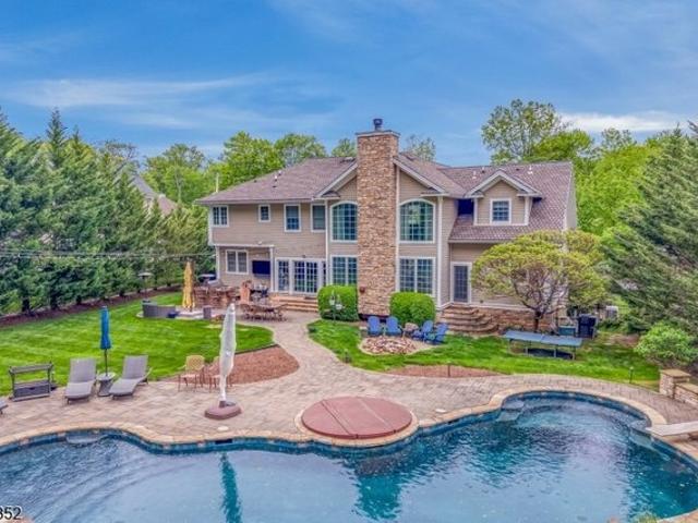 House for sale in Berkeley Heights, New Jersey
