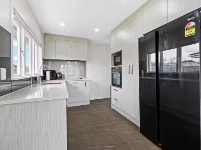 House for sale in Papakura