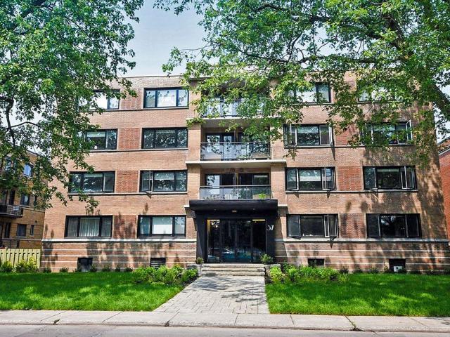 Apartment for rent in Mont-royal, Quebec