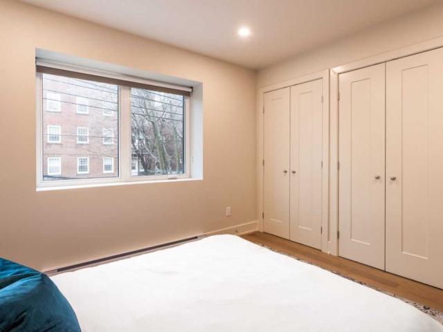 Apartment for rent in Mont-royal, Quebec