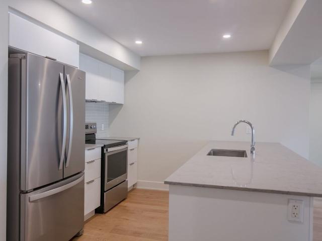 Apartment for rent in Mont-royal, Quebec