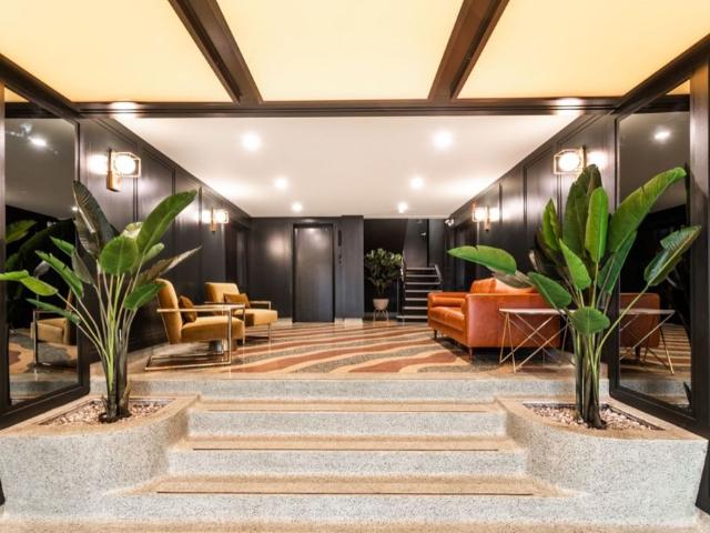 Apartment for rent in Mont-royal, Quebec