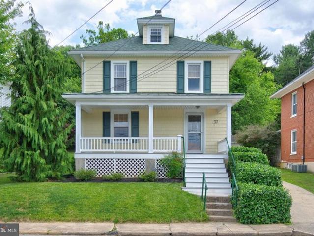 House for sale in New Freedom, Pennsylvania