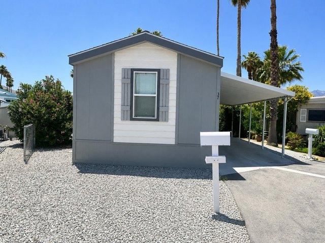House for sale in Cathedral City, California