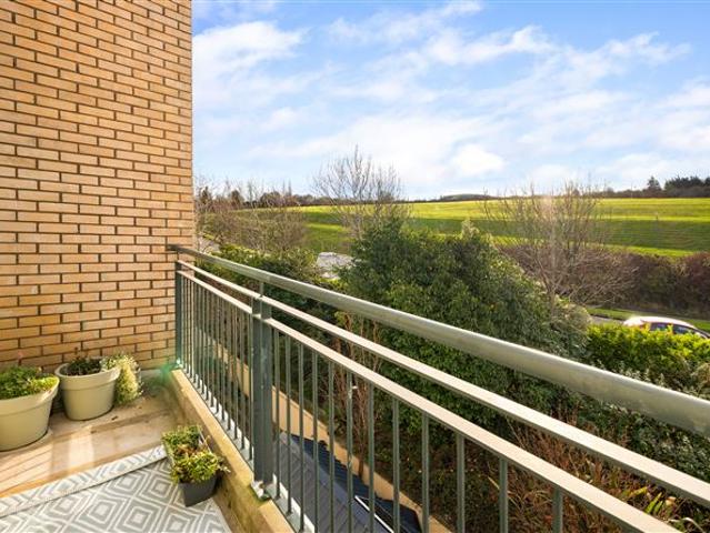 Apartment for sale in Bluebell, Dublin