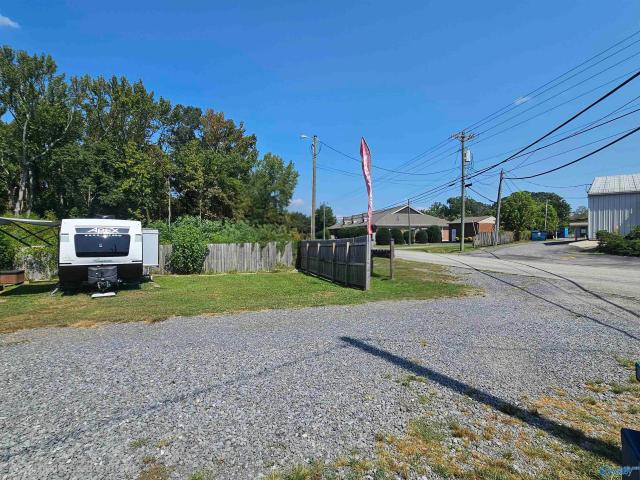 Commercial for sale in Guntersville, Alabama