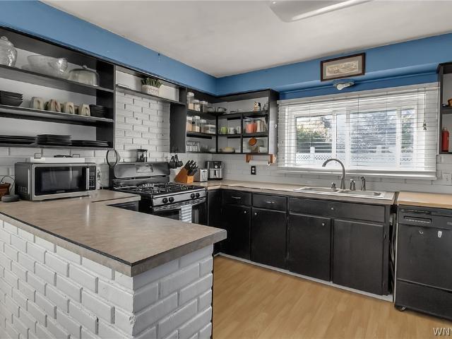 House for sale in Yorkshire, New York