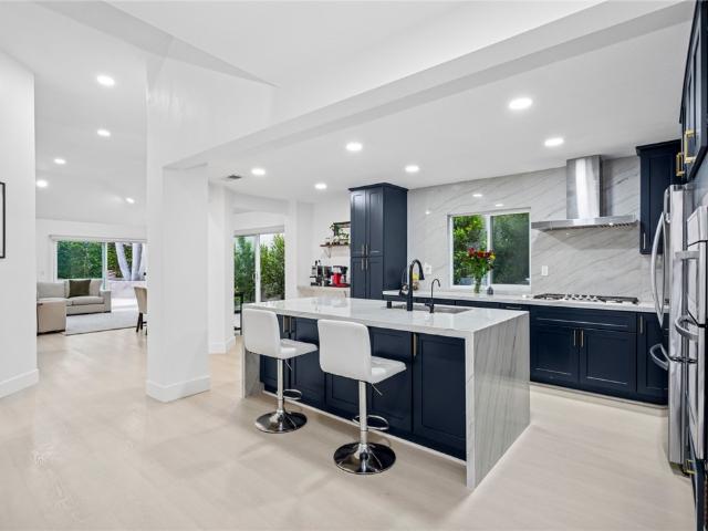 Property for rent in Corona Del Mar, California