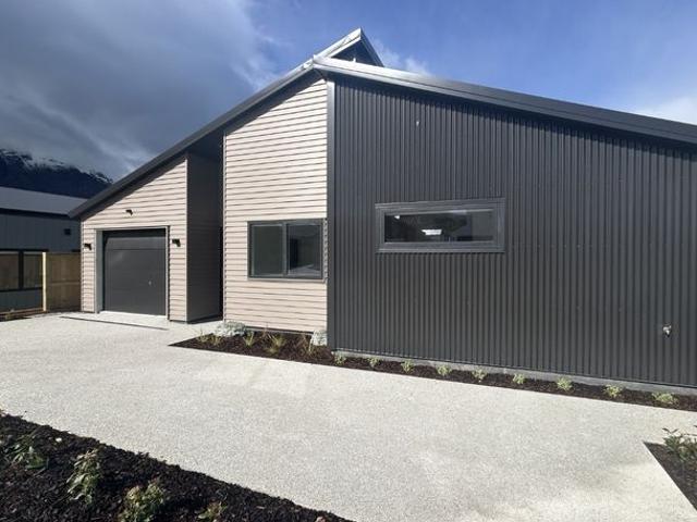 House for rent in Otakou