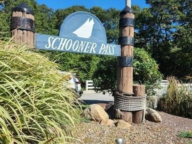 Condo for sale in Cataumet, Massachusetts