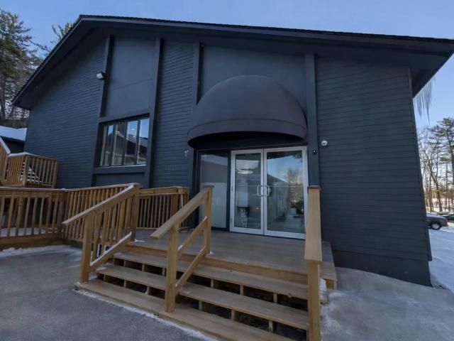 Condo for rent in Ontario