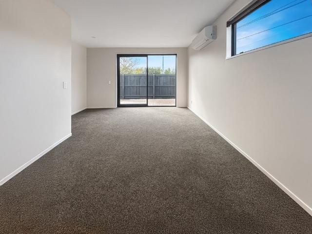 House for rent in Chaslands, Canterbury
