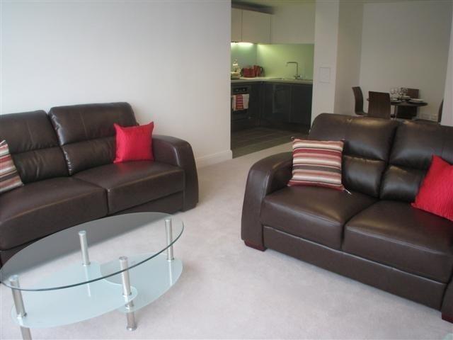 Apartment for rent in Waterfront, Calderstones