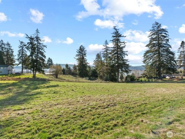 Land for sale in Cathlamet, Washington